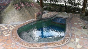  Yangchun Hot Spring: Soothing Waters for Body and Soul!